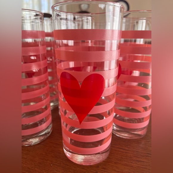 “Ocean Thailand” 1969 Rare VTG pink stripes, and heart, tall glasses - Picture 6 of 7